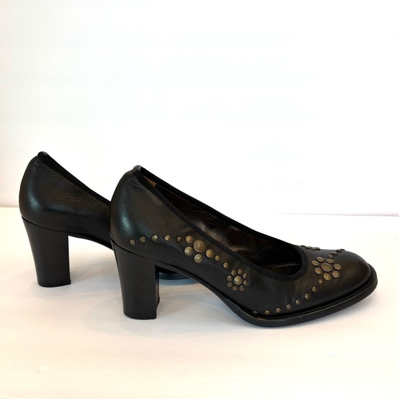 Accessoire Diffusion Paris Black Leather Block Heel Studded Pumps EU 37.5 US 7 - Picture 2 of 13